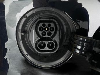 Volkswagen E-up! 36.8kWh e-up! (82 ps) - CRUISE - DIGITAL CLIMATE CONTROL - CLIMA