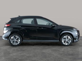 Hyundai Kona 39kWh SE Connect (10.5kW Charger) (136 ps) - LANE DEPARTURE  - B