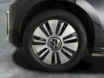 Volkswagen E-up! 36.8kWh e-up! (82 ps) - CRUISE - DIGITAL CLIMATE CONTROL - CLIMA