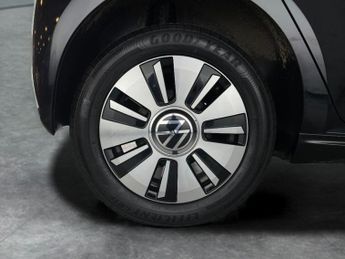 Volkswagen E-up! 36.8kWh e-up! (82 ps) - CRUISE - DIGITAL CLIMATE CONTROL - CLIMA