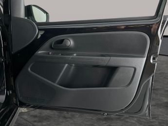 Volkswagen E-up! 36.8kWh e-up! (82 ps) - CRUISE - DIGITAL CLIMATE CONTROL - CLIMA