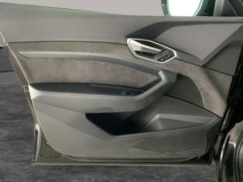 Audi e-tron 50 Sport quattro 71.2kWh (313 ps) - HEATED SEATS - ADJUSTABLE SU