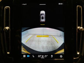 Volvo XC40 Recharge Twin 78kWh Plus AWD (408 ps) - LANE DEPARTURE  - BLUETO