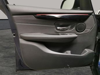 BMW 2 Series Active Tourer 1.5 225xe 7.6kWh Luxury Plug-in 4WD (224 ps) - SUN PROTECTION GL