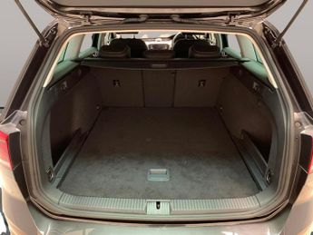 Volkswagen Passat 1.5 TSI EVO SEL DSG (150 ps) - PADDLE SHIFT - PARK SENSORS - AIR