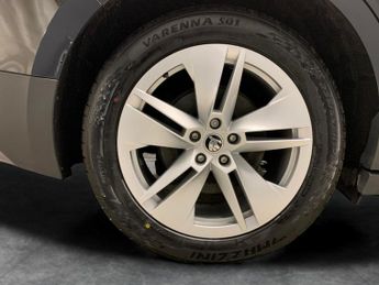 Skoda Enyaq 62kWh 60 (179 ps) - WIFI - BLUETOOTH - CRUISE