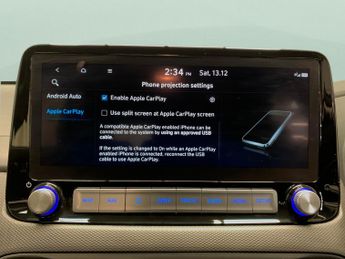 Hyundai Kona 39kWh SE Connect (10.5kW Charger) (136 ps) - LANE DEPARTURE  - B