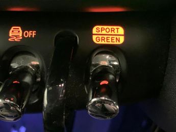 Mini Electric Hatch Cooper SE 32.6kWh Level 2 (184 ps) - LED - REVERSE CAM - HEATED 