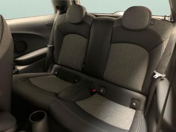 Mini Electric Hatch Cooper SE 32.6kWh Level 2 (184 ps) - LED - REVERSE CAM - HEATED 