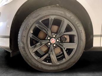 Jaguar I-PACE 400 90kWh Black 4WD (400 ps) - CARPLAY - KEYLESS ENTRY - LED