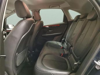 BMW 2 Series Active Tourer 1.5 225xe 7.6kWh Luxury Plug-in 4WD (224 ps) - SUN PROTECTION GL