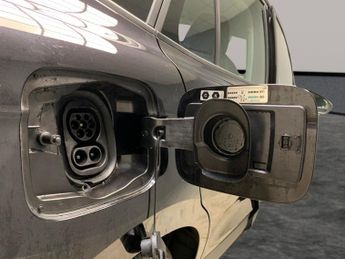 Skoda Enyaq 62kWh 60 (179 ps) - WIFI - BLUETOOTH - CRUISE