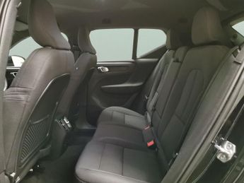 Volvo XC40 Recharge Twin 78kWh Plus AWD (408 ps) - LANE DEPARTURE  - BLUETO