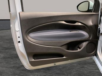 Fiat 500e C 42kWh Icon Convertible (118 ps) - WINTER PACK - COMFORT SEATS PA