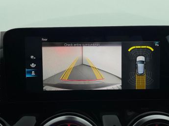 Mercedes-Benz EQA EQA 250 66.5kWh Sport (190 ps) - SELF PARK - LED - REVERSE CAM