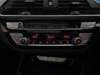 BMW iX3 80kWh Premier Edition Pro (286 ps) - PAN ROOF - GESTURE CONTROL 