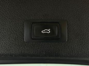 Audi e-tron 50 Technik quattro 71.2kWh (313 ps) - HEATED LEATHER