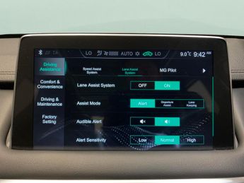 MG Mg Hs 1.5 T-GDI 16.6kWh Exclusive Plug-in (258 ps) - NAV - BLIND SPOT 