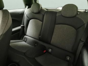 Mini Electric Hatch Cooper SE 32.6kWh Level 2 (184 ps) - LED - REVERSE CAM - NAV