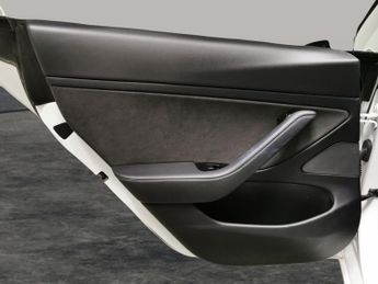 Tesla Model 3 Standard Range Plus RWD (241 bhp) - PARK ASSIST - LED - REVERSE 