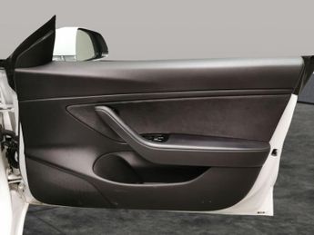 Tesla Model 3 Standard Range Plus RWD (241 bhp) - PARK ASSIST - LED - REVERSE 