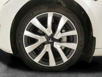 Tesla Model 3 Standard Range Plus RWD (241 bhp) - PARK ASSIST - LED - REVERSE 