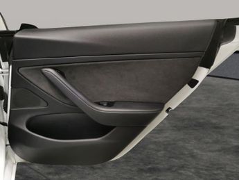 Tesla Model 3 Standard Range Plus RWD (241 bhp) - PARK ASSIST - LED - REVERSE 