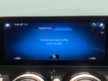 Mercedes-Benz EQA EQA 250 66.5kWh Sport (190 ps) - ADAPTIVE LIGHTS - HEATED LEATHE