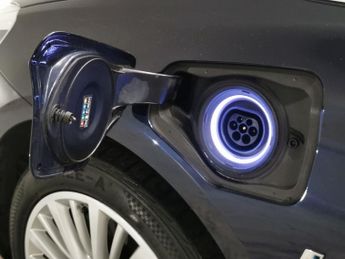 BMW 2 Series Active Tourer 1.5 225xe 7.6kWh Luxury Plug-in 4WD (224 ps) - SUN PROTECTION GL