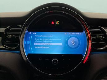 Mini Electric Hatch Cooper SE 32.6kWh Level 2 (184 ps) - HEATED SEATS - NAV