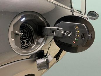 Mini Electric Hatch Cooper SE 32.6kWh Level 2 (184 ps) - HEATED SEATS - NAV