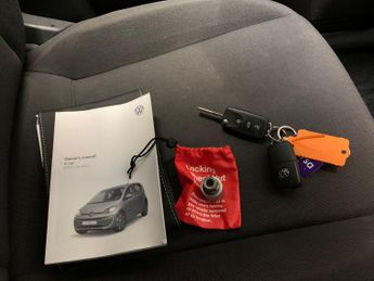 Volkswagen E-up! 36.8kWh e-up! (82 ps) - BLUETOOTH - CLIMATE CONTROL - DAB