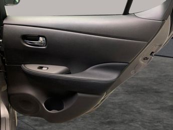 Nissan Leaf 110kW Acenta 39kWh [Tech Pack] - 360 CAM - LED - REVERSE CAM