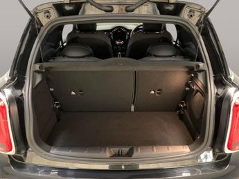 Mini Electric Hatch Cooper SE 32.6kWh Level 2 (184 ps) - HEATED SEATS - NAV