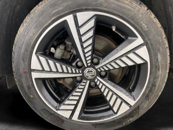 MG MG ZS 44.5kWh Exclusive (143 ps) - HEATED SEATS - NAV - BLIND SPOT ASS