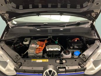 Volkswagen E-up! 36.8kWh e-up! (82 ps) - BLUETOOTH - CLIMATE CONTROL - DAB