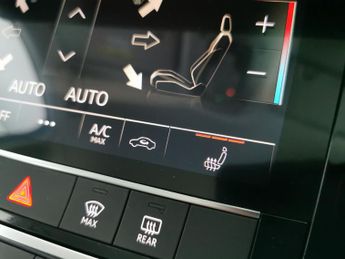 Audi e-tron 50 Technik quattro 71.2kWh (11kW Charger) (313 ps) - KEYLESS ENT