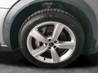 Audi e-tron 50 Technik quattro 71.2kWh (11kW Charger) (313 ps) - KEYLESS ENT