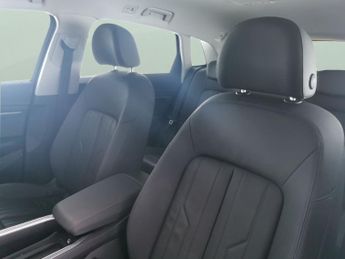 Audi e-tron 50 Technik quattro 71.2kWh (11kW Charger) (313 ps) - KEYLESS ENT