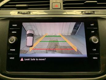 Volkswagen Tiguan 1.5 TSI EVO Match DSG (150 ps) - ACTIVE LANE ASSIST - KEYLESS EN