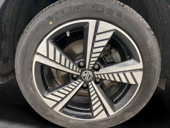 MG MG ZS 44.5kWh Exclusive (143 ps) - HEATED SEATS - NAV - BLIND SPOT ASS