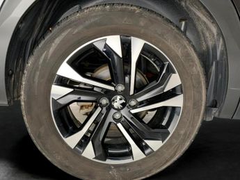 Peugeot E-2008 50kWh GT (7kW Charger) (136 ps) - REVERSE CAM - NAV - HEATED SEA