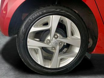 Hyundai i10 1.0 SE Connect (67 ps) - CRUISE - DIGITAL CLIMATE CONTROL - CLIM