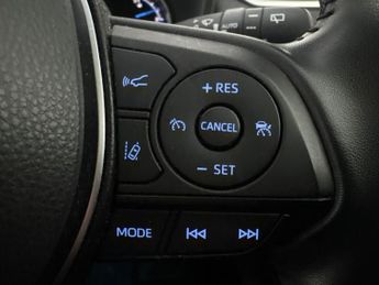 Toyota RAV4 2.5 VVT-h GPF Design CVT (218 ps) - KEYLESS ENTRY - LED - REVERS