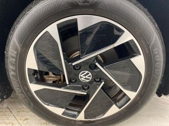 Volkswagen ID.3 Pro Performance 58kWh Family (204 ps) - BLUETOOTH - PARK SENSORS