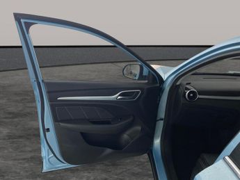 MG MG ZS 44.5kWh Exclusive (143 ps) - HEATED SEATS - NAV - BLIND SPOT ASS