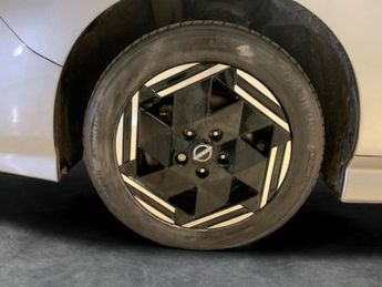 Nissan Leaf 110kW Acenta 39kWh [Tech Pack] - 360 CAM - LED - REVERSE CAM