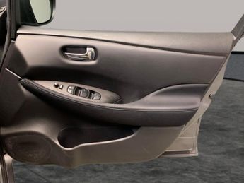 Nissan Leaf 110kW Acenta 39kWh [Tech Pack] - 360 CAM - LED - REVERSE CAM