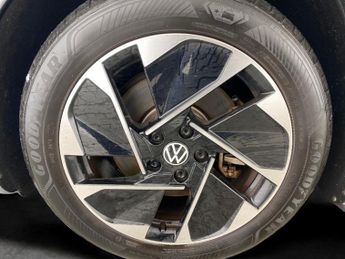 Volkswagen ID.3 Pro Performance 58kWh Family (204 ps) - BLUETOOTH - PARK SENSORS