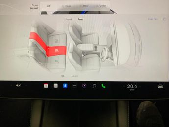 Tesla Model Y (Dual Motor) Long Range 4WDE (384 bhp) - HEATED STEERING